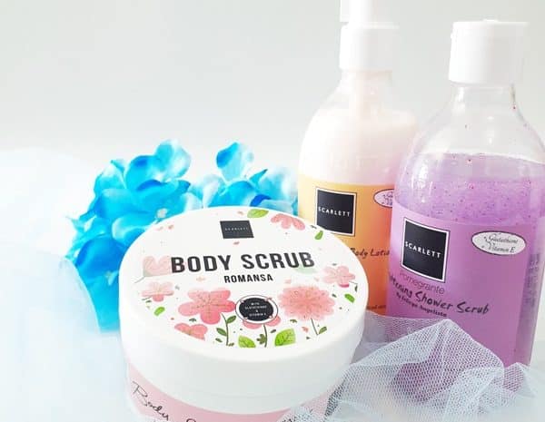 Review Scarlett Whitening Body Care, Mencerahkan, Melembapkan dan Menutrisi Kulit